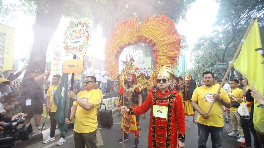 Parade Budaya & Tarian Daerah